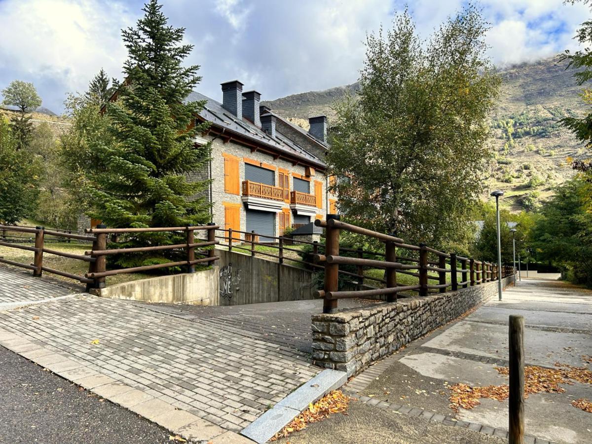Atic De Luxe I Rustic A Esterri D'Aneu By Rural D'Aneu Экстерьер фото